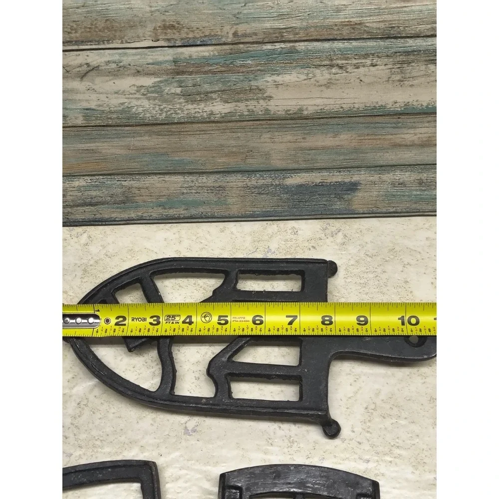 Vintage Black Cast Iron Trivets (set‎ of 3)